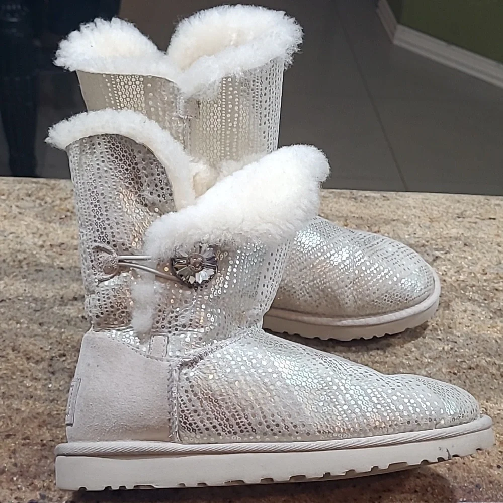 Women's Silver Winter Boots - Picture 2 of 16